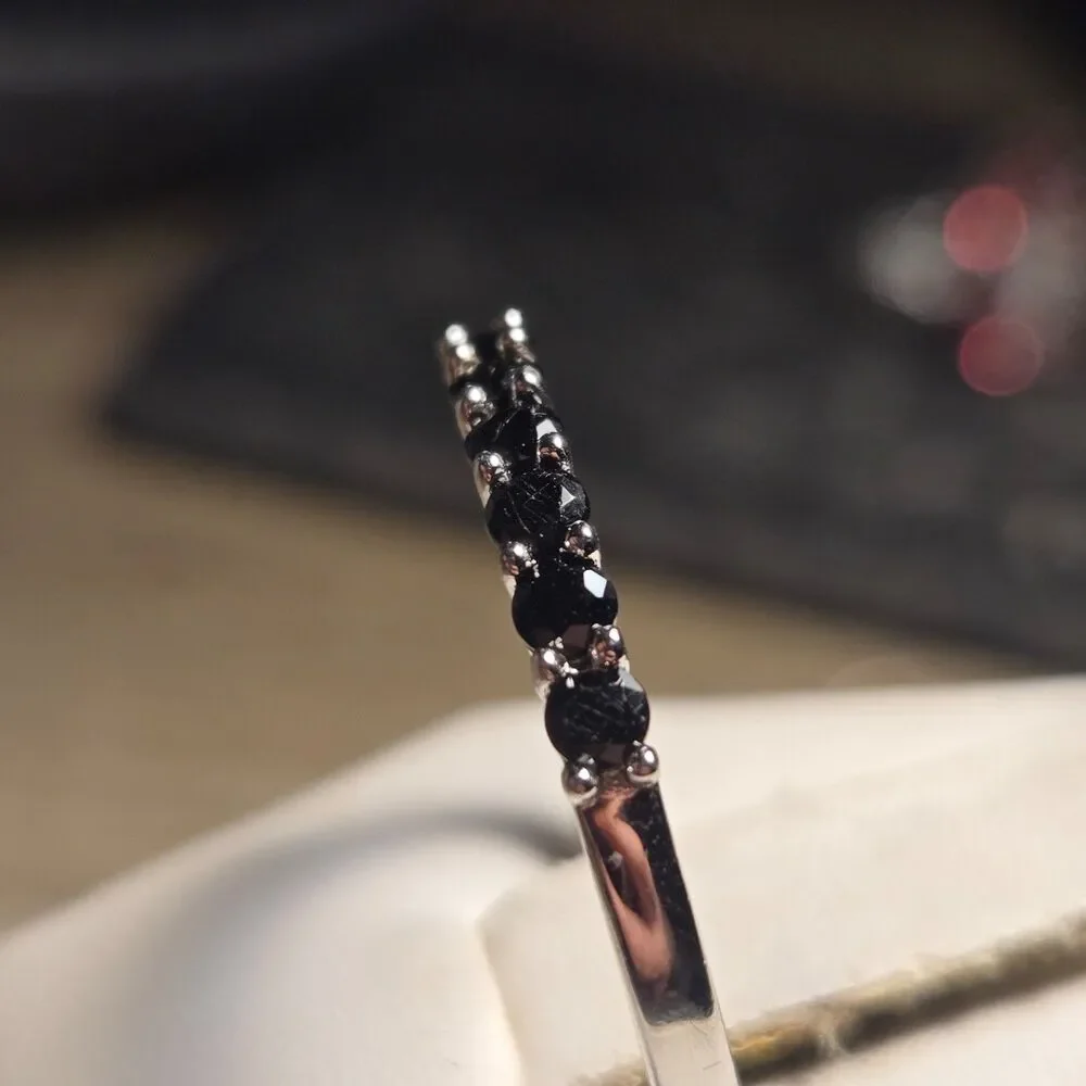 Black Stone Sparkly Stacker vintage sterling silver ring sz 8
